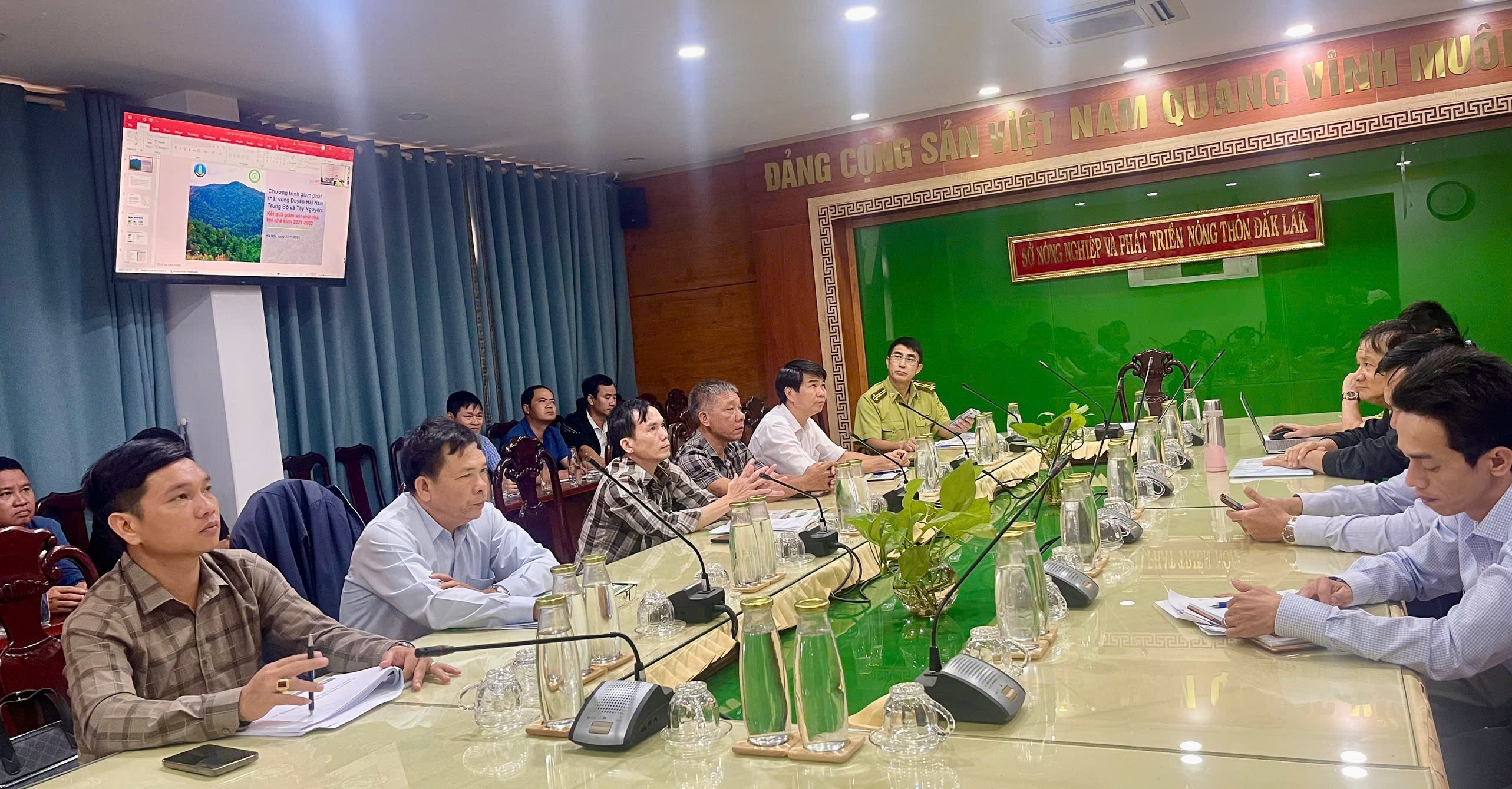 Giới thiệu quy trình và xác minh tín chỉ các-bon rừng Tây nguyên và Nam Trung Bộ.