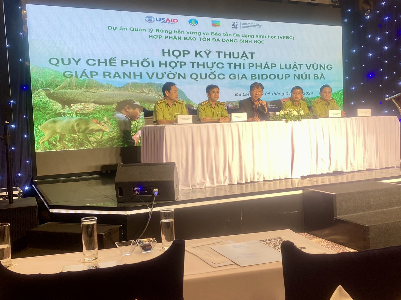 Ký quy chế phối hợp công tác quản lý bảo vệ rừng vùng giáp ranh